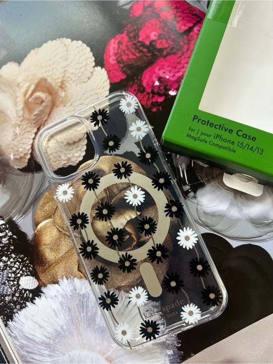 kate spade Other - IPhone 15/ 14/13 kate spade Clear Black & White Daisy iPhone Protective Case